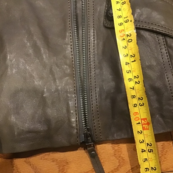 Women leather jacket - Picture 3 of 10